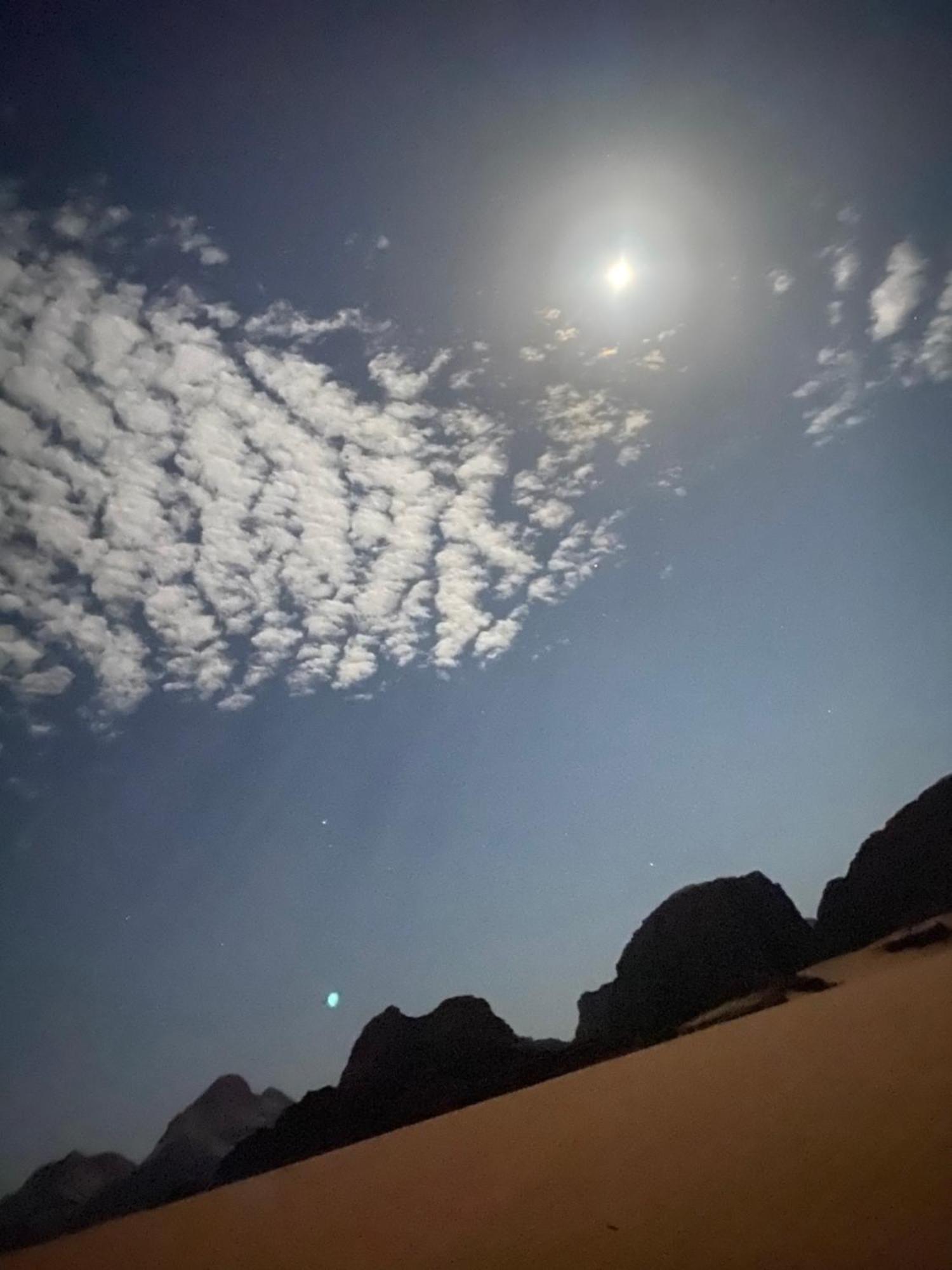 Rum Four Mountain Luxury Camp Wadi Rum Exterior foto