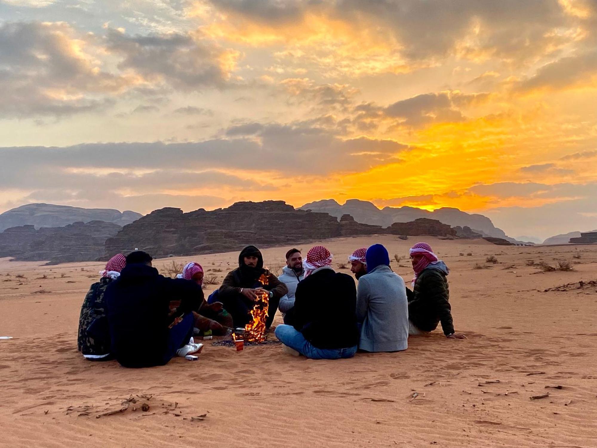 Rum Four Mountain Luxury Camp Wadi Rum Exterior foto