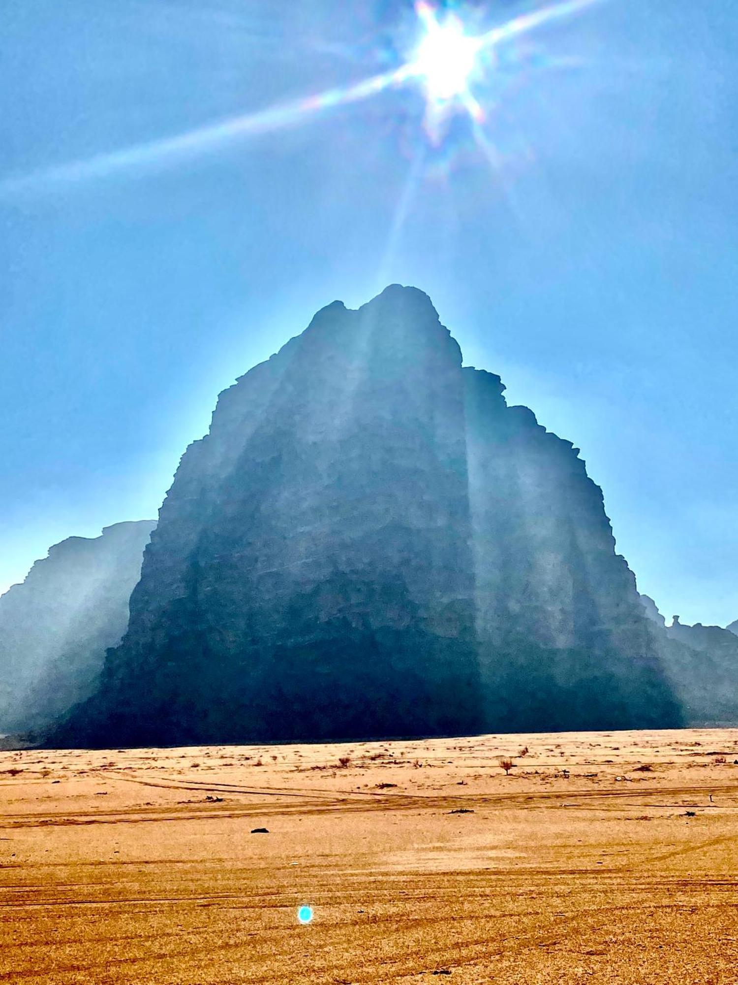 Rum Four Mountain Luxury Camp Wadi Rum Exterior foto